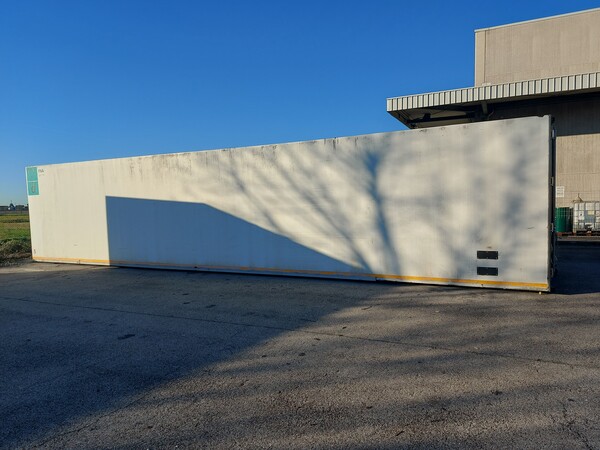 3#7558 Prodotti finiti e macchinari per produzione refrigeratori in vendita - foto 1
