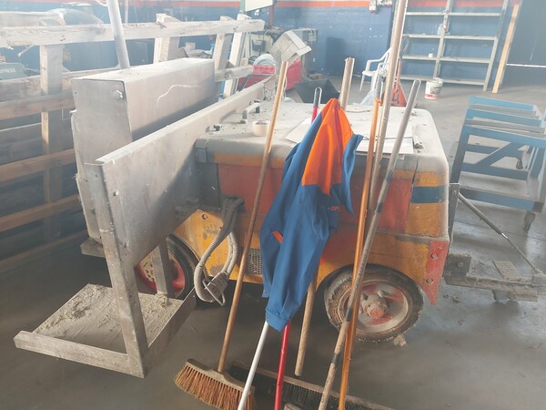 3#7558 Prodotti finiti e macchinari per produzione refrigeratori in vendita - foto 23