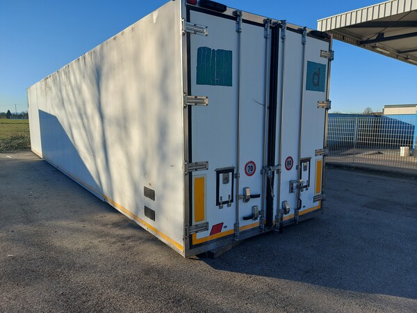 3#7558 Prodotti finiti e macchinari per produzione refrigeratori in vendita - foto 29