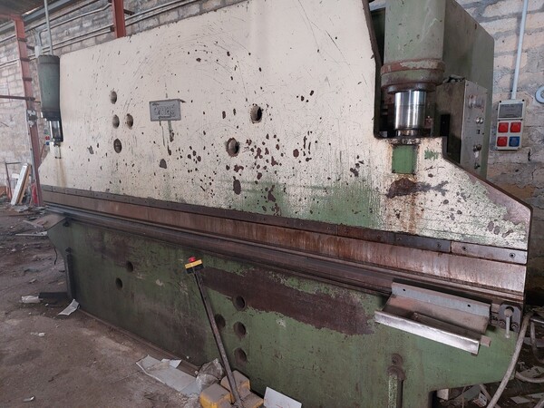 67#7559 Materiale ferroso ed attrezzature per la lavorazione del ferro in vendita - foto 1