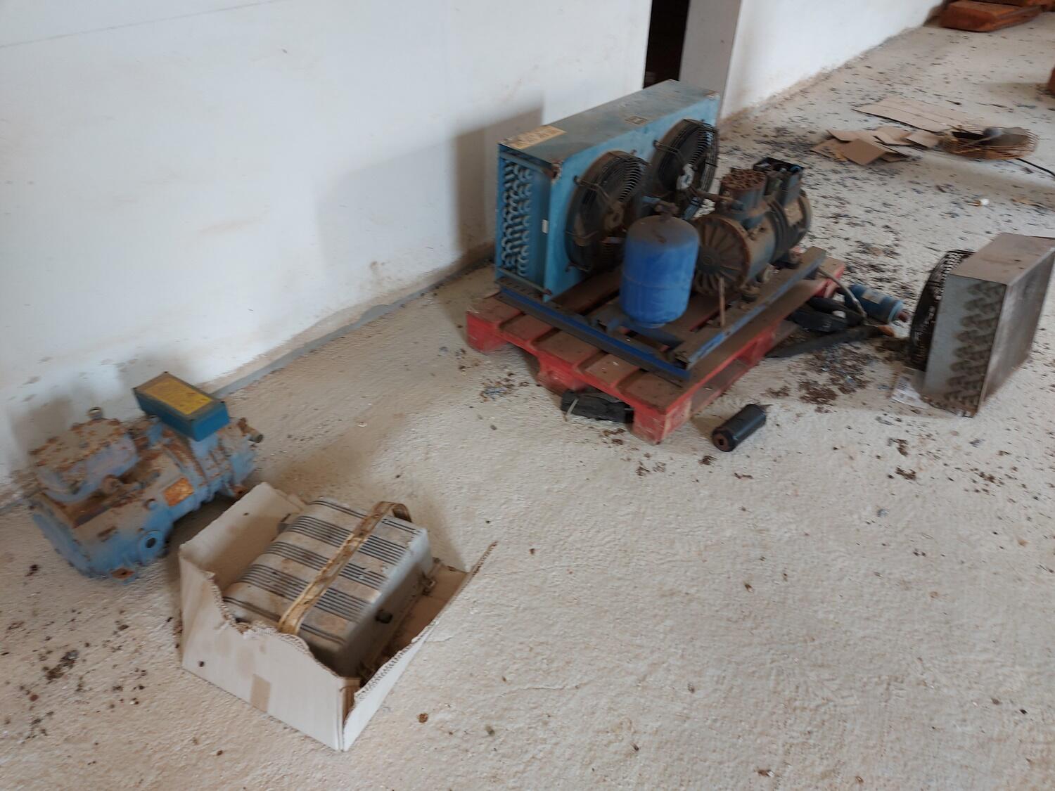 Lot Fish processing equipment