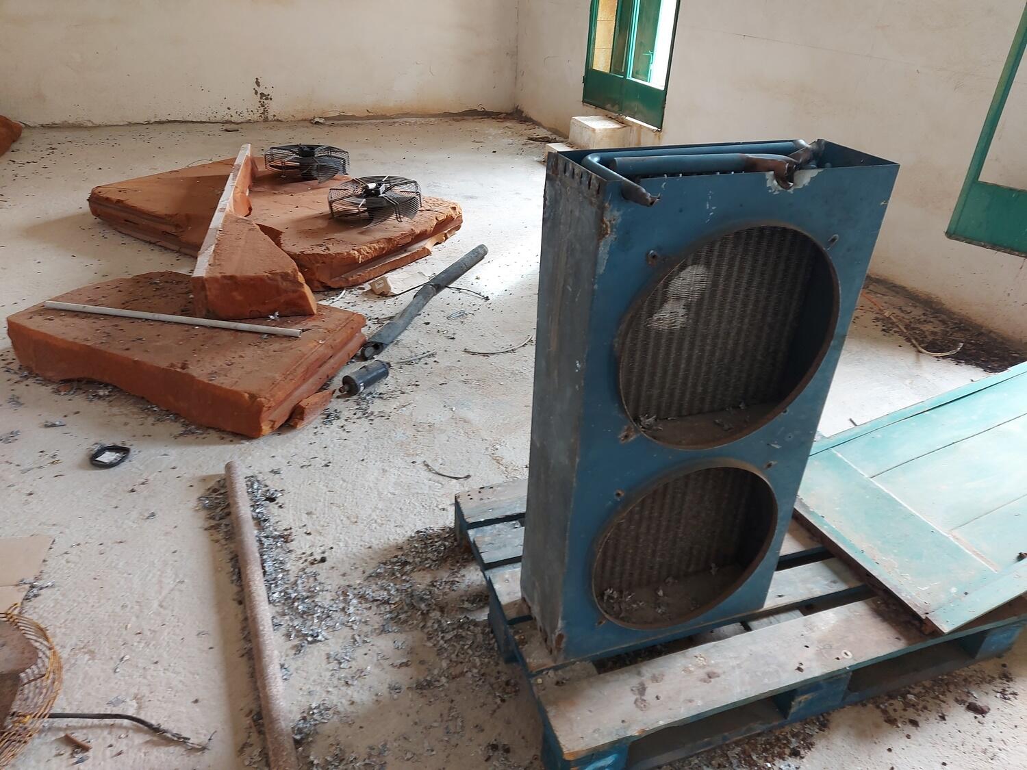 Lot Fish processing equipment