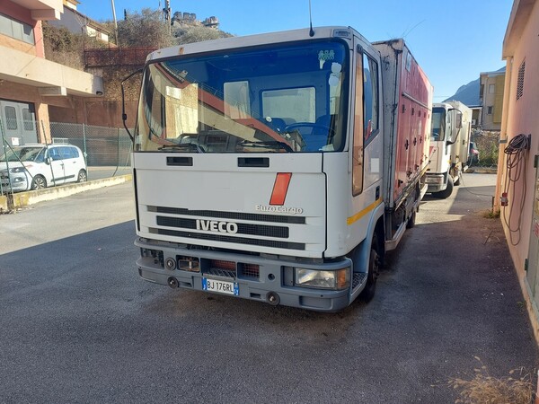 12#7570 Autocarro Iveco Eurocargo in vendita - foto 1