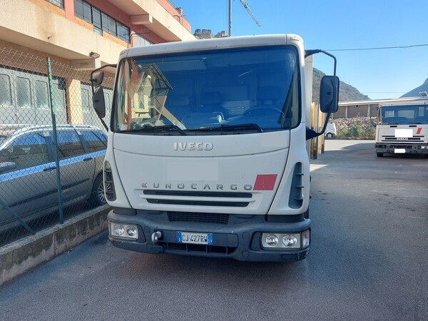 13#7570 Autocarro Iveco Eurocargo in vendita - foto 1