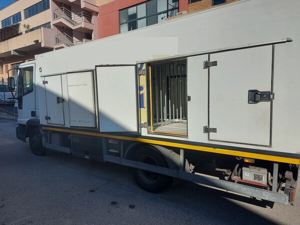 13#7570 Autocarro Iveco Eurocargo in vendita - foto 2