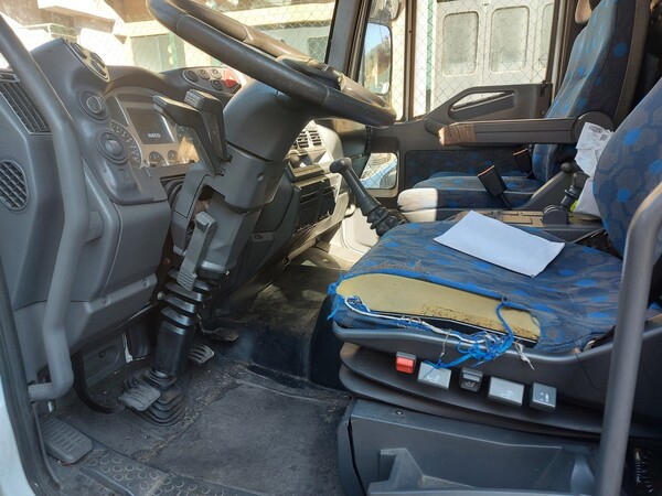 13#7570 Autocarro Iveco Eurocargo in vendita - foto 6