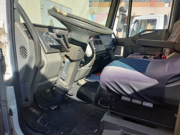 17#7570 Autocarro Iveco Eurocargo in vendita - foto 7