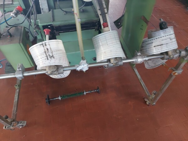 8#7579 Telaio di tessitura Nuovo Pignone Smit in vendita - foto 4