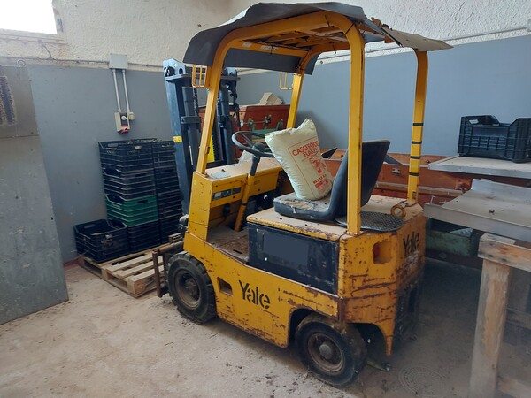 4#7582 Carrello elevatore elettrico Yale in vendita - foto 1