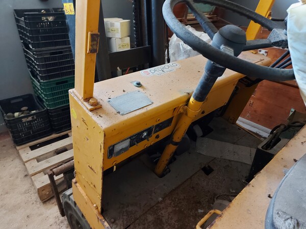 4#7582 Carrello elevatore elettrico Yale in vendita - foto 5