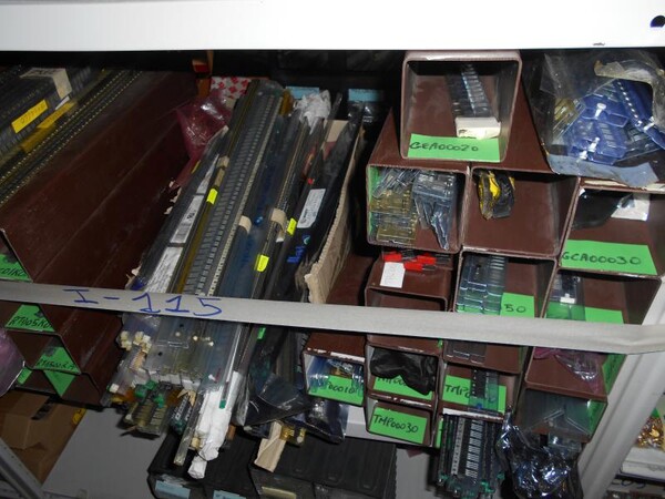 34#7585 Materiale e componentistica elettronica in vendita - foto 38