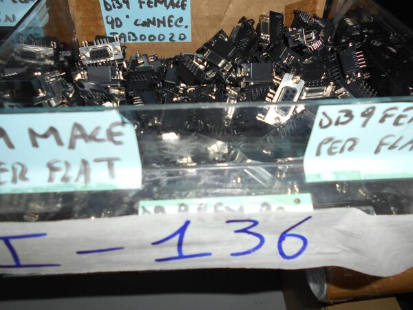 34#7585 Materiale e componentistica elettronica in vendita - foto 74