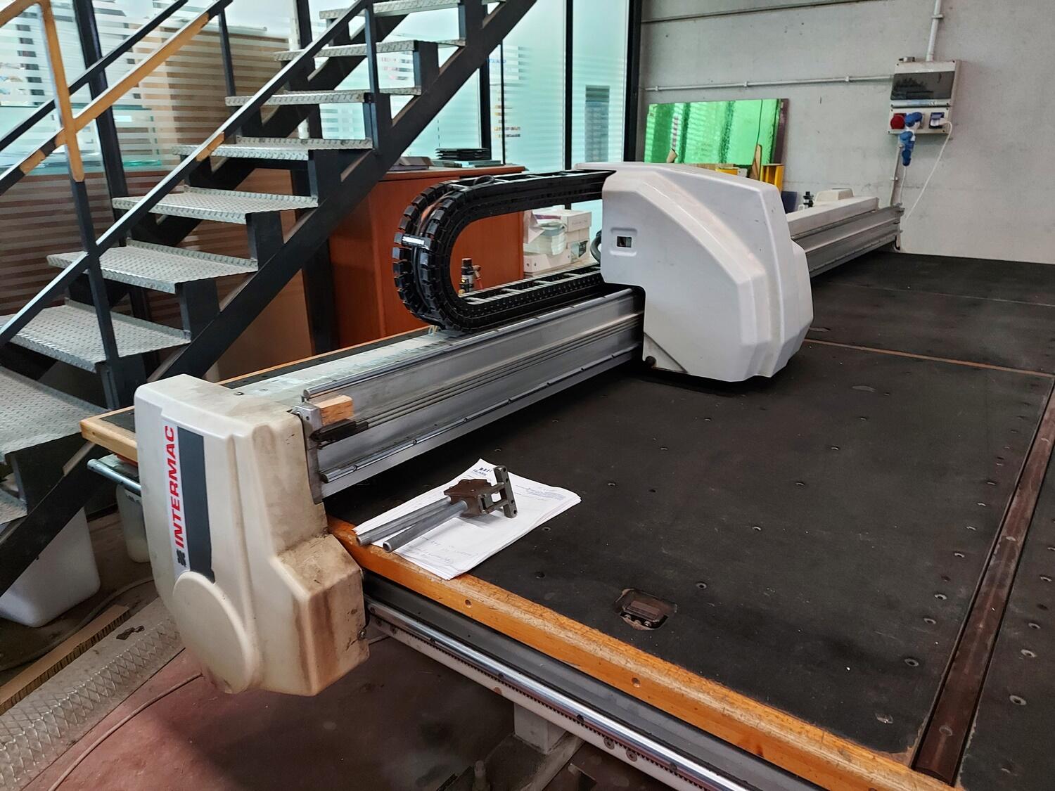 Lot Intermac cutting table