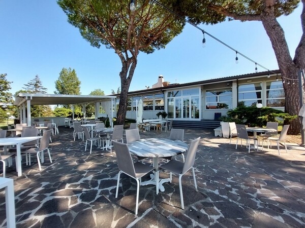 10#7604 Cessione azioni Centro Sportivo 3 Laghi Porto Fuori Spa in vendita - foto 13