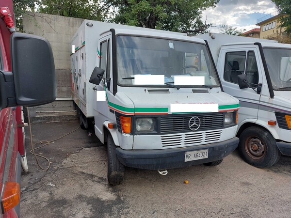 10#7605 Autocarro Marcedes Benz 308 D in vendita - foto 1