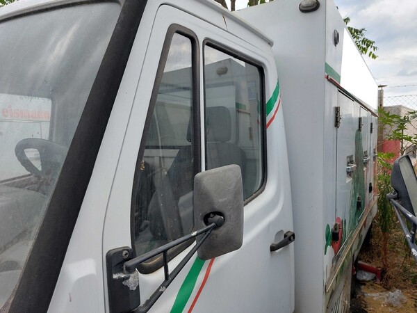 14#7605 Autocarro Marcedes Benz 308 D in vendita - foto 4