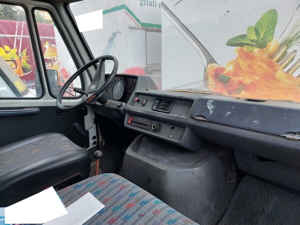 14#7605 Autocarro Marcedes Benz 308 D in vendita - foto 12