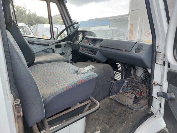 16#7605 Autocarro Marcedes Benz 308 D in vendita - foto 12