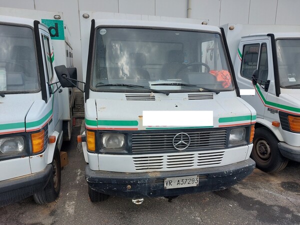 2#7605 Autocarro Mercedes Benz 308 D in vendita - foto 1