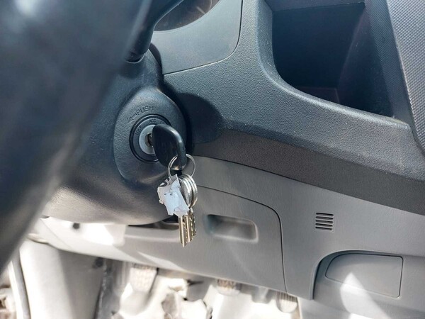 20#7605 Pick-up Toyota Hilux 4x2 in vendita - foto 15