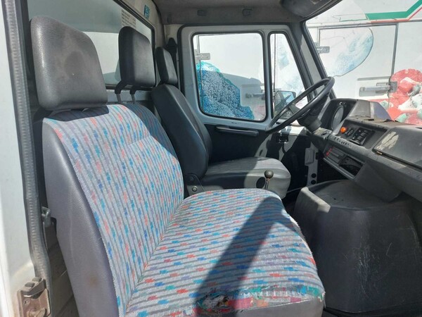 27#7605 Autocarro Mercedes Benz 308 D in vendita - foto 12