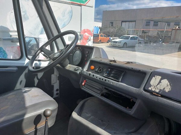 27#7605 Autocarro Mercedes Benz 308 D in vendita - foto 13