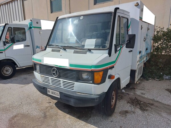Autocarri in vendita
