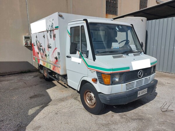 29#7605 Autocarro Mercedes Benz 308 D in vendita - foto 3