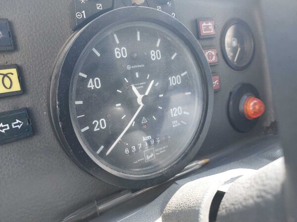 29#7605 Autocarro Mercedes Benz 308 D in vendita - foto 15