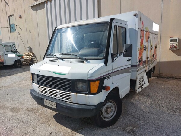 Autocarri in vendita