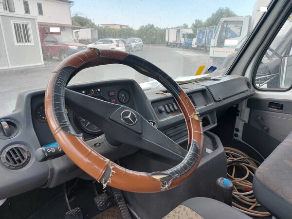 32#7605 Autocarro Mercedes Benz 308 D in vendita - foto 13