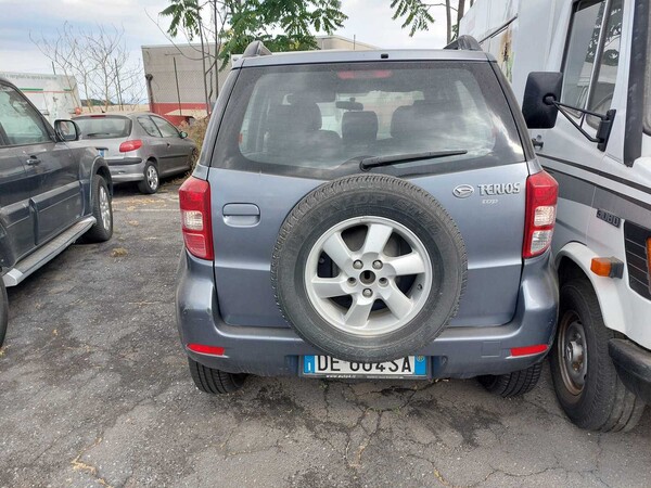 33#7605 Autovettura Daihatsu Terrios 4WD Automatico in vendita - foto 3