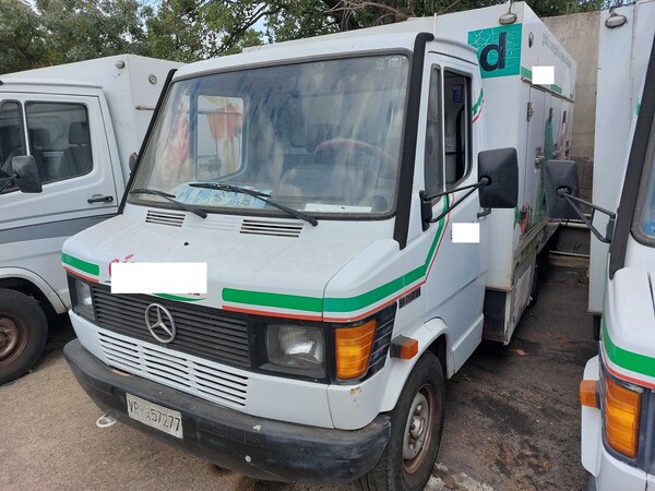 6#7605 Autocarro Mercedes Benz 308 D in vendita - foto 2