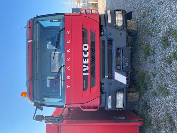 1#7613 Autocarro Iveco Trakker in vendita - foto 2