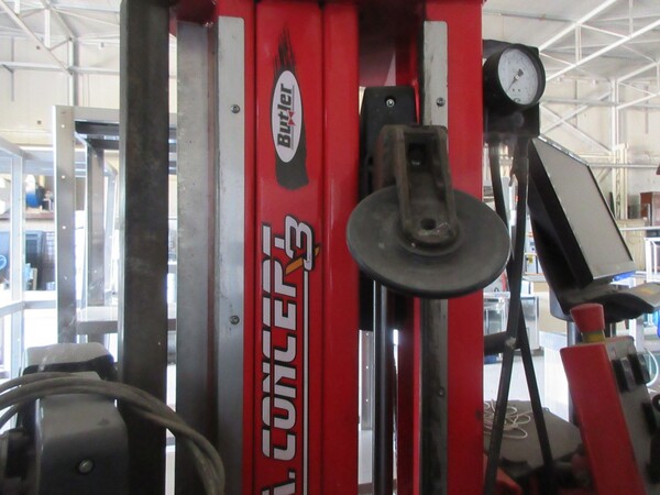 1#7616 Smontagomme e assetto per gomme Butler in vendita - foto 18