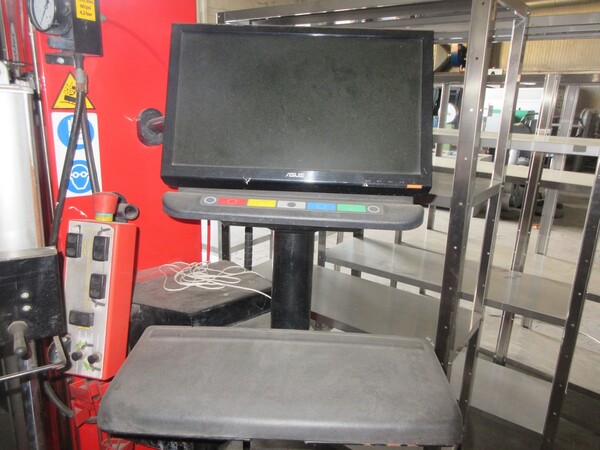 1#7616 Smontagomme e assetto per gomme Butler in vendita - foto 20