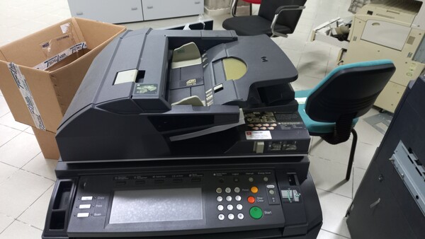 11#7620 Stampante Epson e macchina da scrivere Underwood in vendita - foto 3