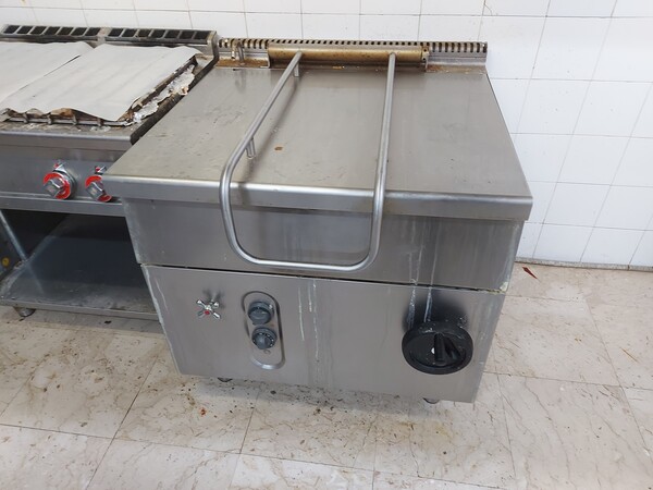1#7623 Attrezzature e arredi ristorante in vendita - foto 64