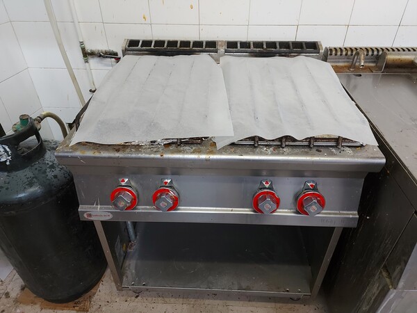1#7623 Attrezzature e arredi ristorante in vendita - foto 66