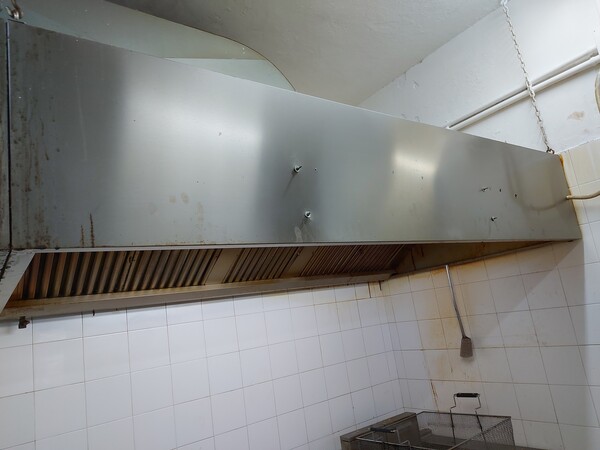 1#7623 Attrezzature e arredi ristorante in vendita - foto 68