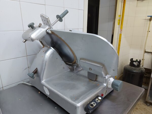 1#7623 Attrezzature e arredi ristorante in vendita - foto 72