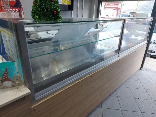 1#7623 Attrezzature e arredi ristorante in vendita - foto 89