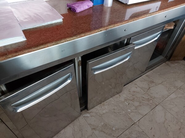 1#7623 Attrezzature e arredi ristorante in vendita - foto 136