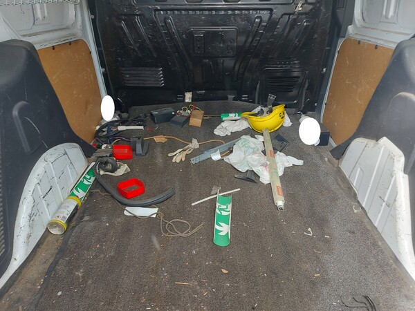 1#7626 Autocarro Ford Transit e autocarro Fiat Doblò in vendita - foto 6