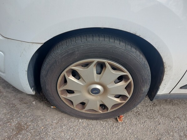1#7626 Autocarro Ford Transit e autocarro Fiat Doblò in vendita - foto 8