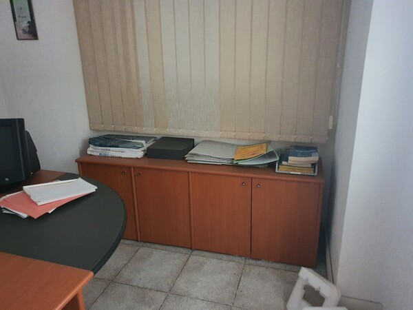 8#7628 Arredo ufficio in vendita - foto 2