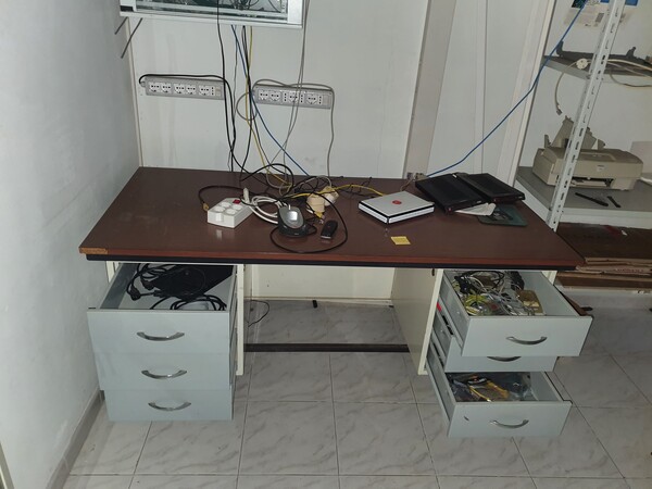8#7628 Arredo ufficio in vendita - foto 4