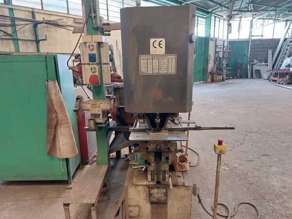 1#7632 Punzonatrice Ficep 1105N in vendita - foto 2