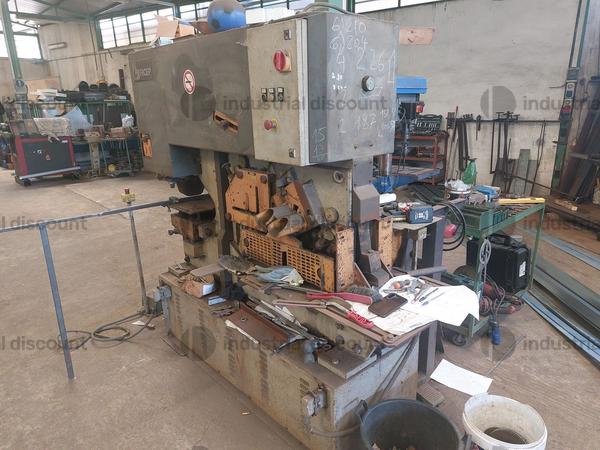 1#7632 Punzonatrice Ficep 1105N in vendita - foto 3