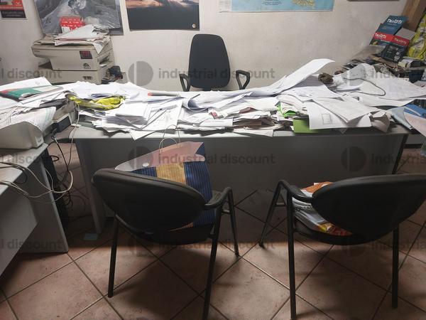 25#7632 Attrezzatura e arredi per ufficio in vendita - foto 2